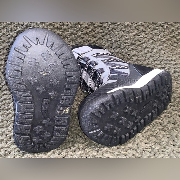 NIB Merrell Boy’s Snow Crush Cold Weather Boots, Pull Loops; Size 4 Toddler - Picture 5 of 7